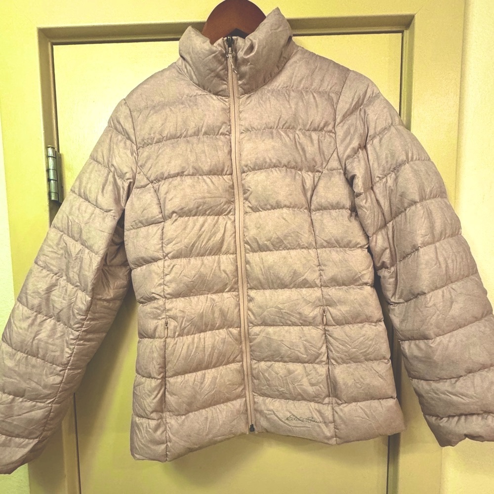 Eddie Bauer Lightweight Down Packable Puffer Jacket